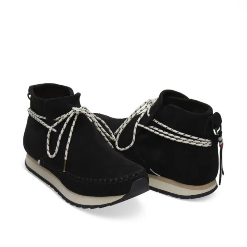 Toms Rio suede lace-up trainers NWT sz 8